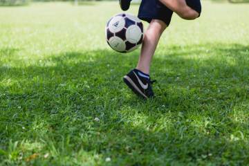 美国队7分钟闪击巴拉圭，波切蒂诺世界杯执教首秀（配图示意）